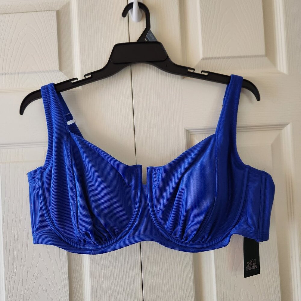 Wild Fable Blue Underwire Ribbed Bikini Top Adjustable Straps Removable Pads 24